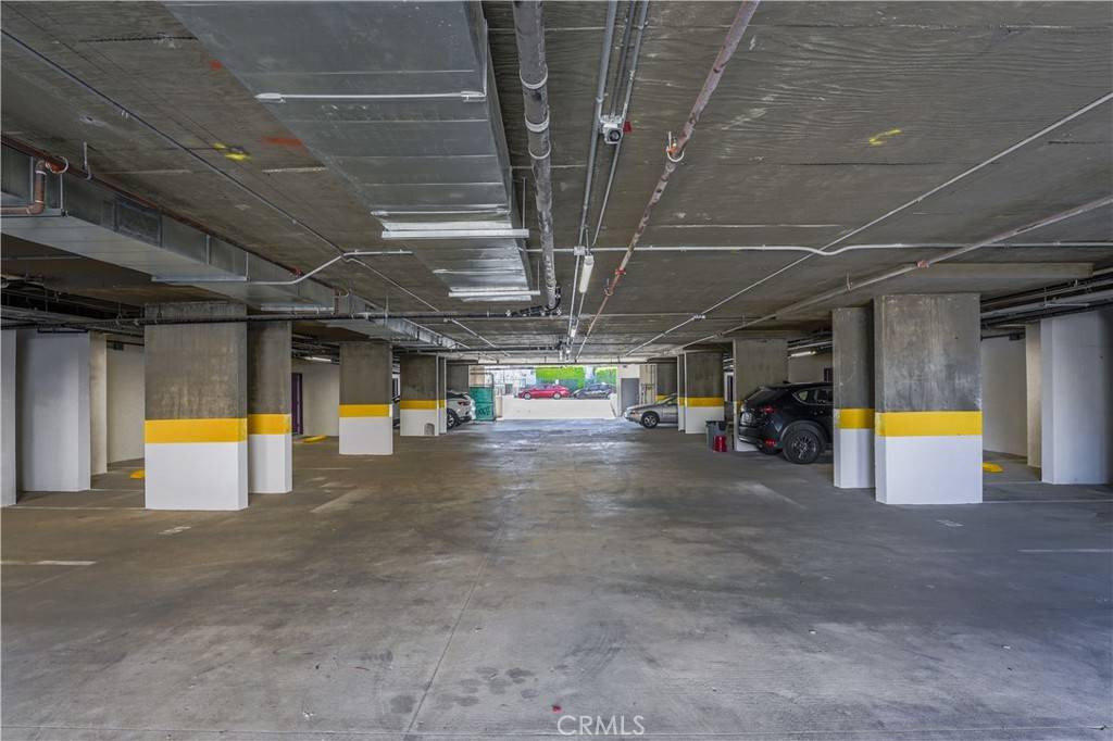 North Hills, CA 91343,8837 Burnet AVE