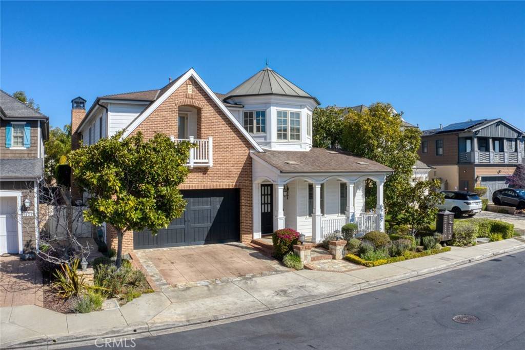 Huntington Beach, CA 92649,4761 Edgartown DR