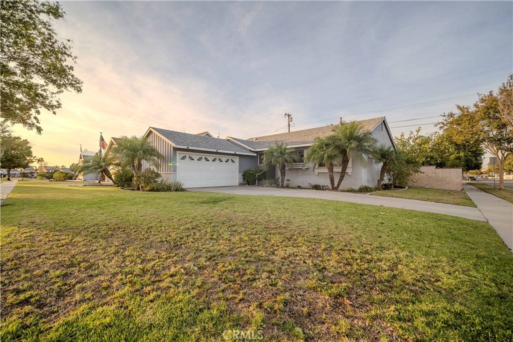 Buena Park, CA 90620,8405 Philodendron WAY