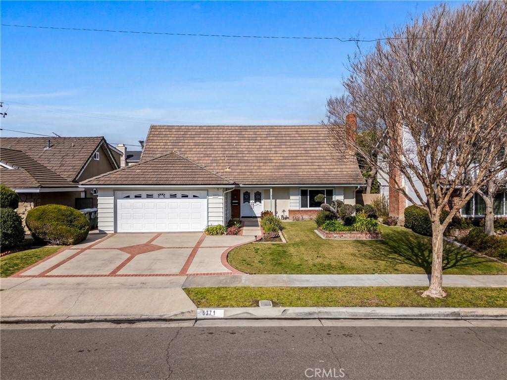 Huntington Beach, CA 92647,6371 Athena DR