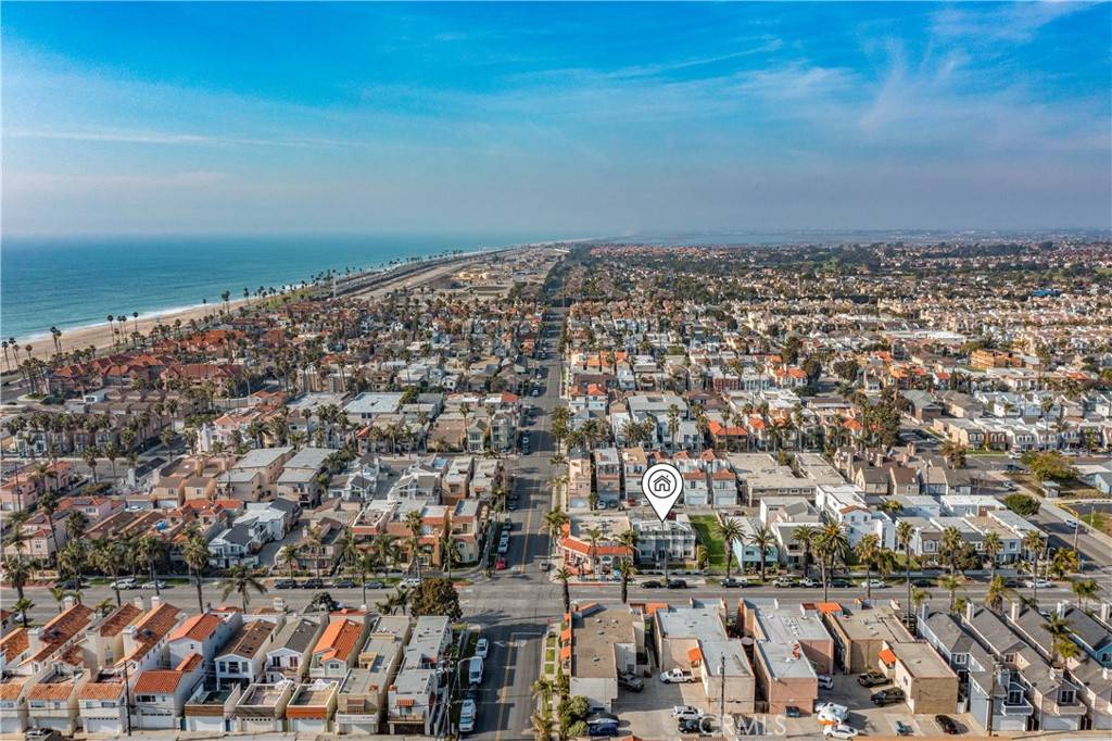 Huntington Beach, CA 92648,305 17th ST