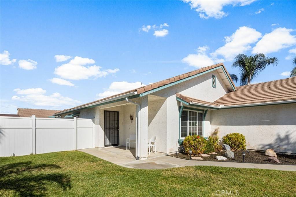 Murrieta, CA 92563,39815 Kucera CT