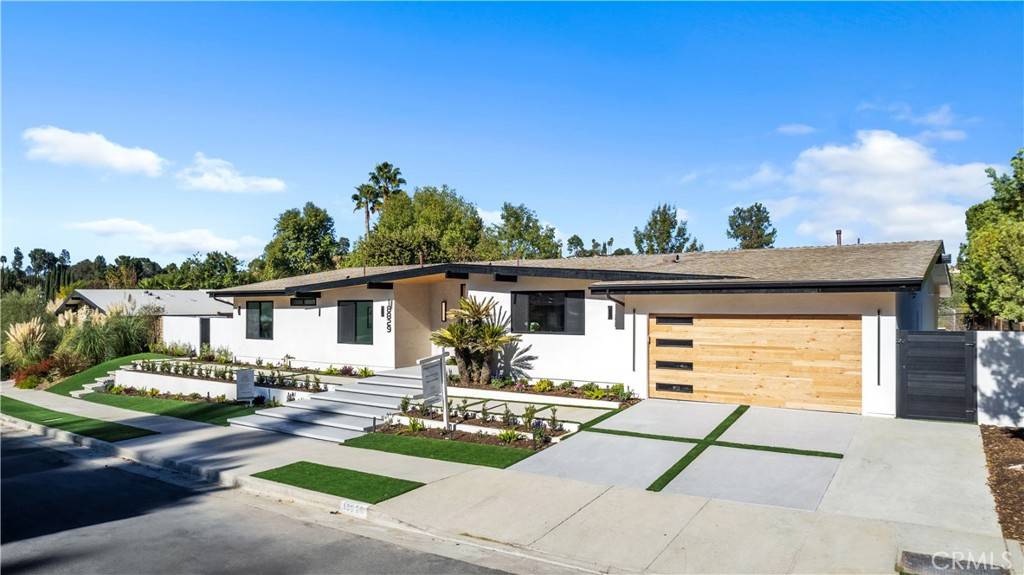 Tarzana, CA 91356,18829 Paseo Nuevo DR