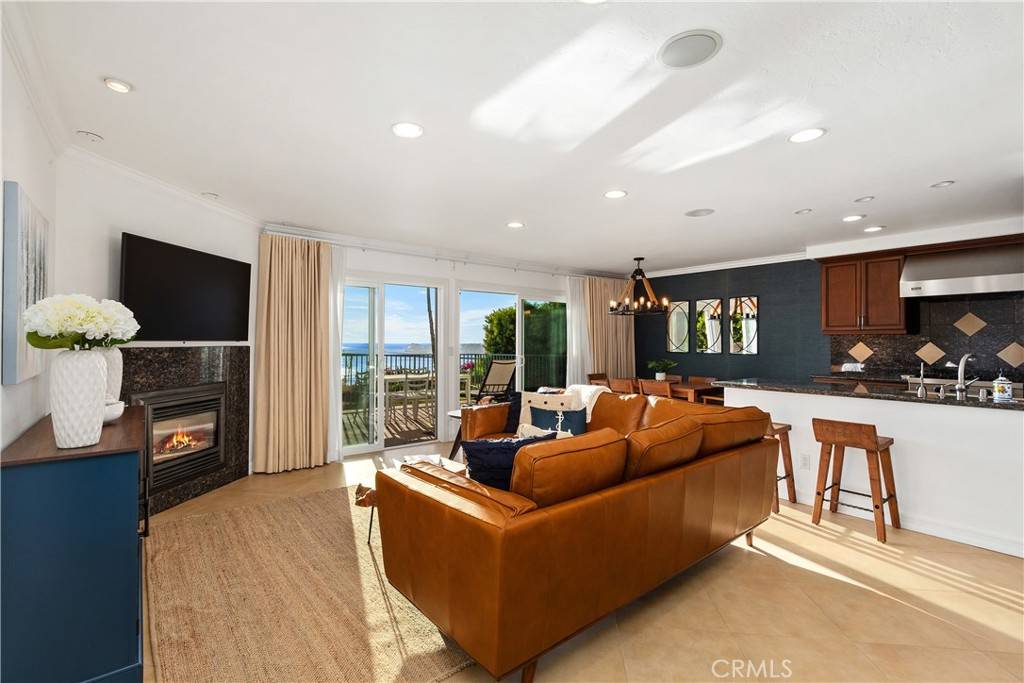 Dana Point, CA 92624,26026 Dana Bluff E W ##60