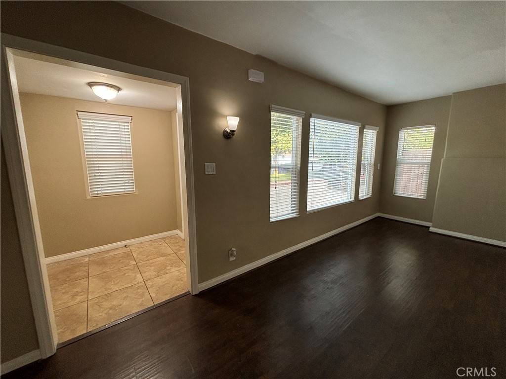 Altadena, CA 91001,616 Devirian PL