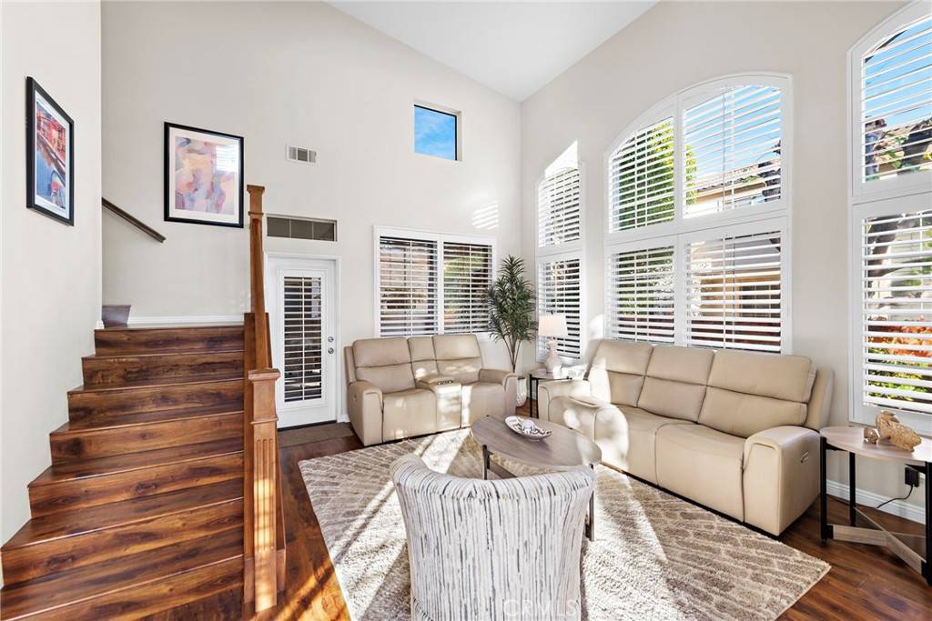 Rancho Santa Margarita, CA 92688,42 Tierra Seguro