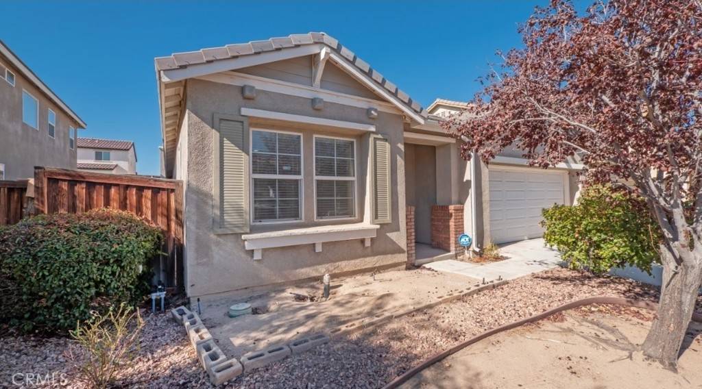 Hesperia, CA 92345,10220 Susan AVE