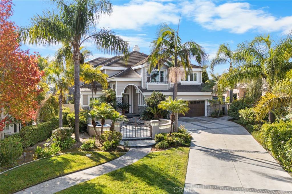 Huntington Beach, CA 92648,6692 Alamitos CIR