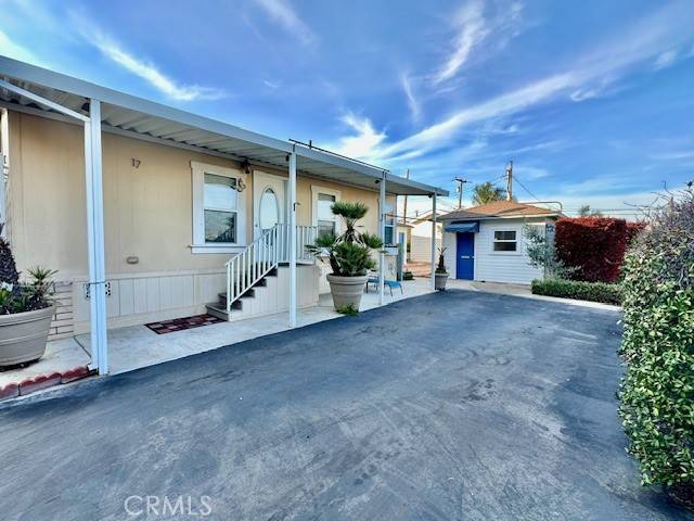 Costa Mesa, CA 92627,1660 Whittier AVE #17