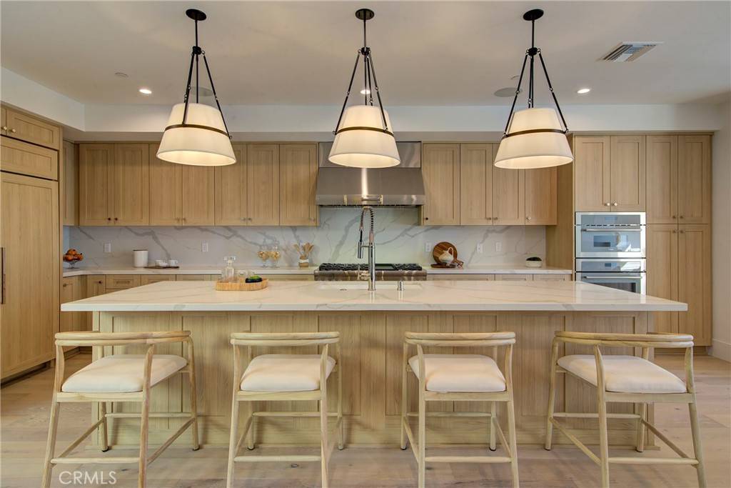Corona Del Mar, CA 92625,310 Narcissus AVE