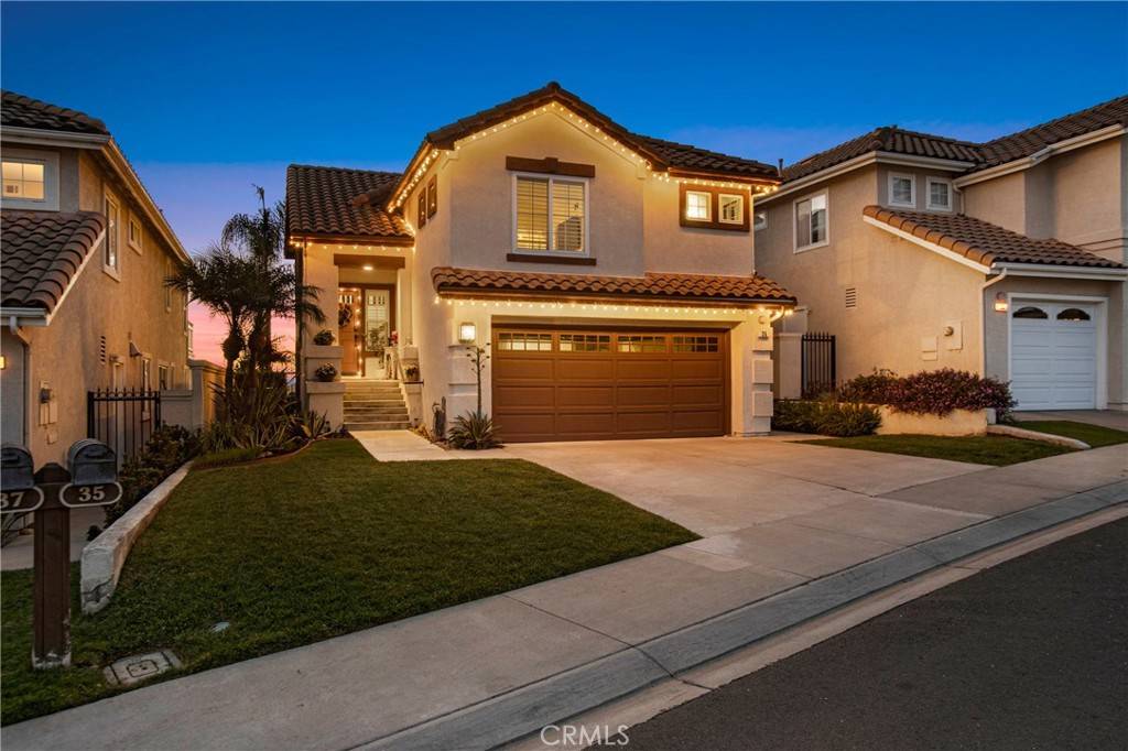 Dana Point, CA 92629,35 Regina