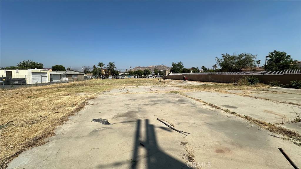 Jurupa Valley, CA 92509,3715 Avalon ST