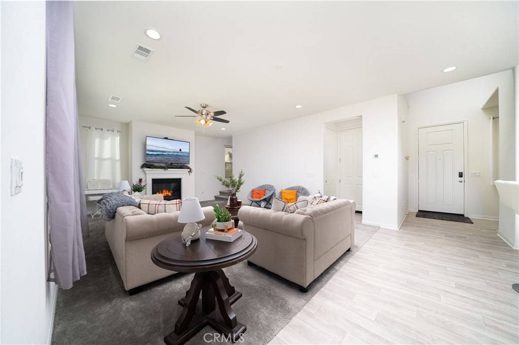 Temecula, CA 92591,32171 Dymondia Way