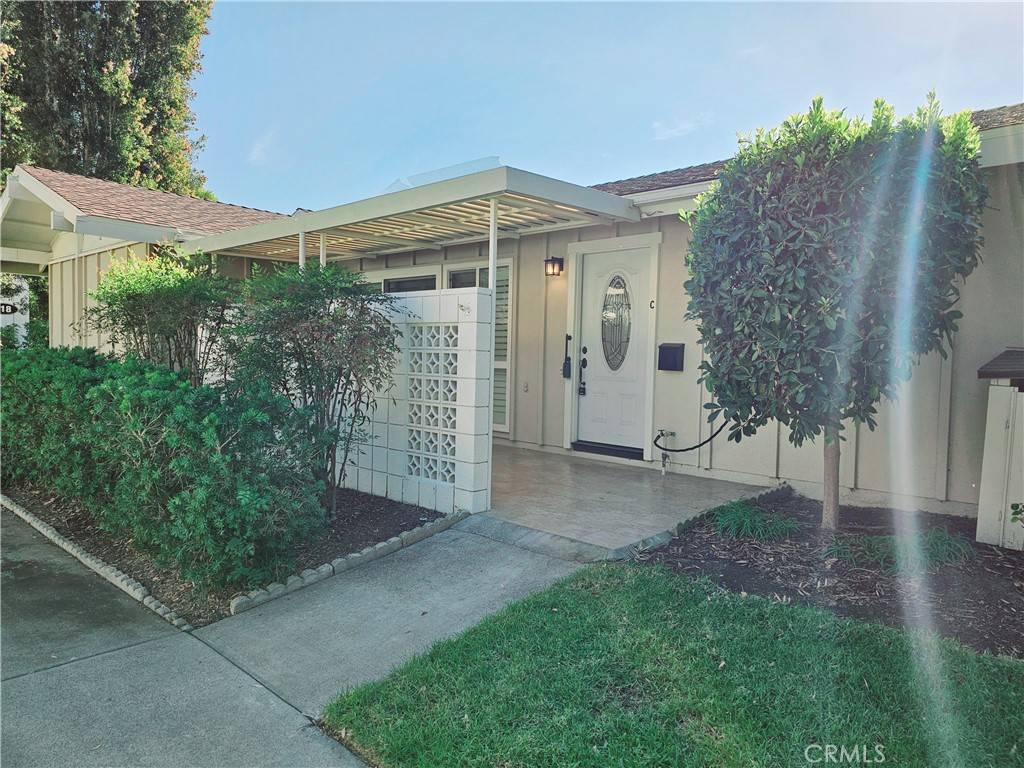 Laguna Woods, CA 92637,716 Avenida Majorca #C