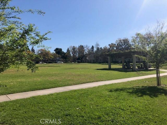 Irvine, CA 92614,25 Woodleaf