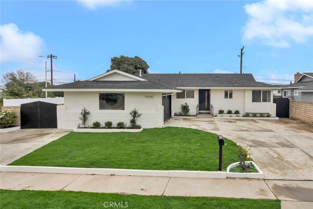 Huntington Beach, CA 92646,19282 Bethel CIR