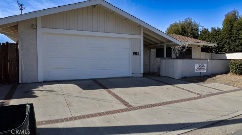 San Clemente, CA 92672,909 Avenida Presidio