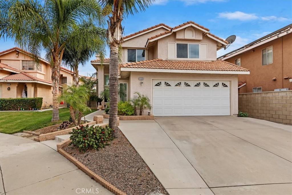 Fontana, CA 92337,11331 Sarah CT