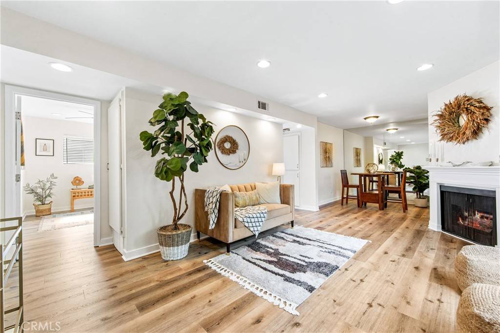 Seal Beach, CA 90740,12564 Montecito RD #4