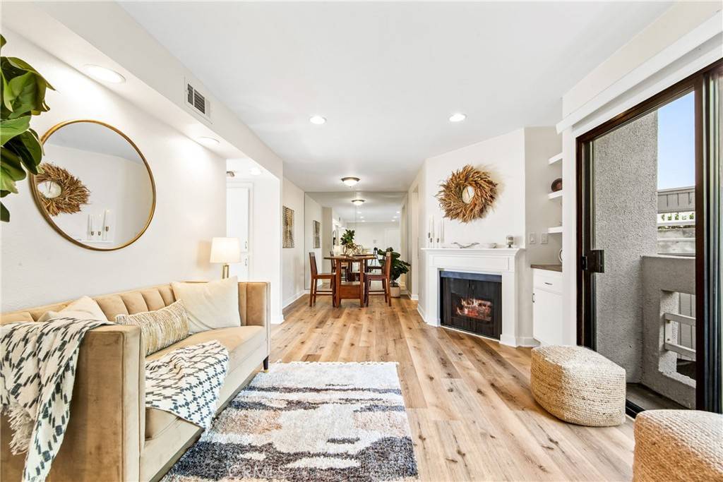 Seal Beach, CA 90740,12564 Montecito RD #4