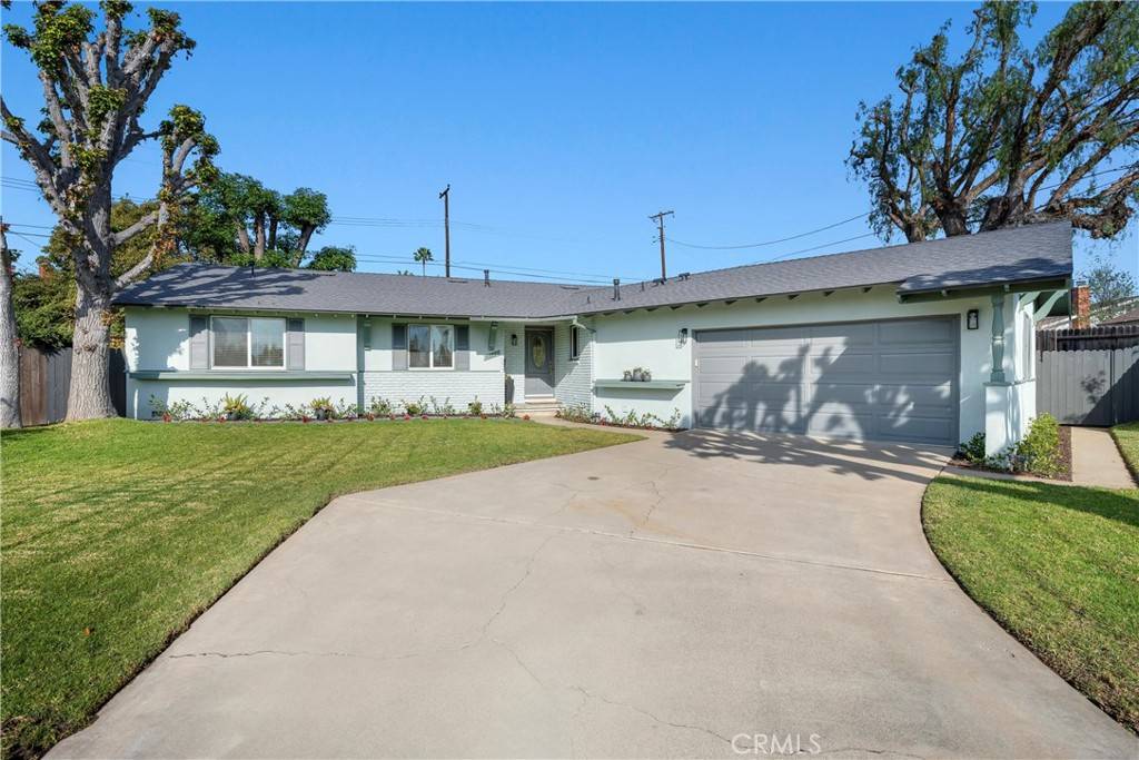 Tustin, CA 92780,1301 Cameo DR