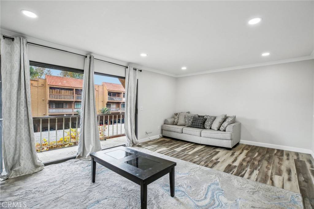 Huntington Beach, CA 92647,6600 Warner AVE #193