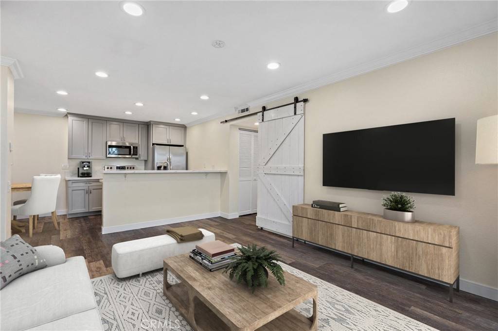 Lake Forest, CA 92630,22021 Rimhurst DR #223