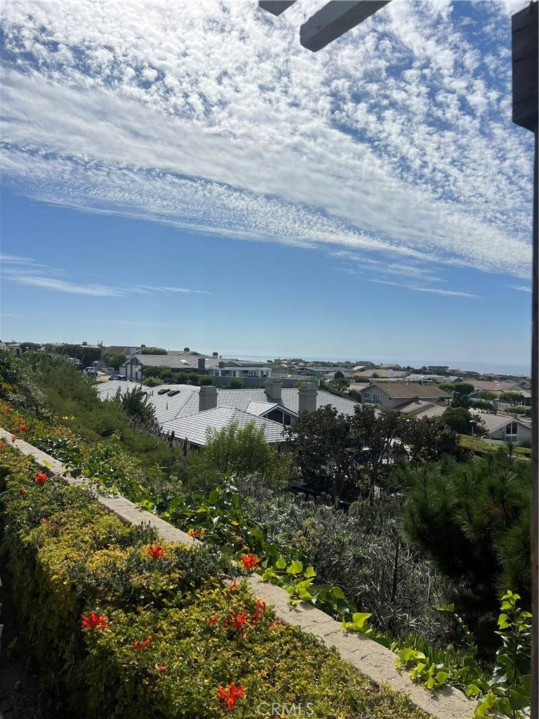 Corona Del Mar, CA 92625,1507 Seacrest DR