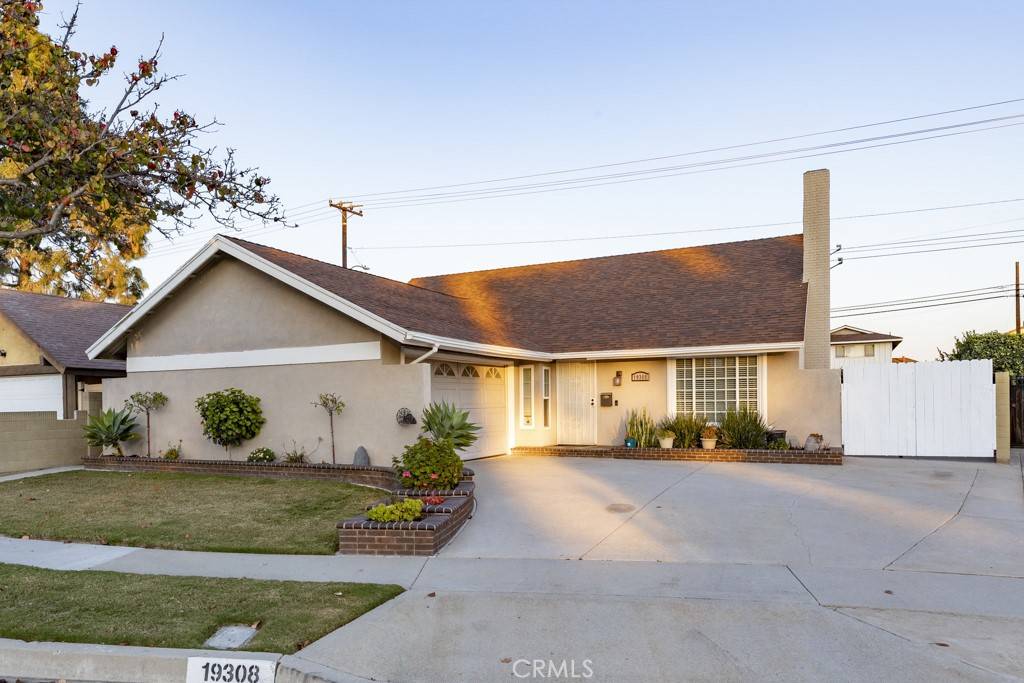 Cerritos, CA 90703,19308 Fagan CT