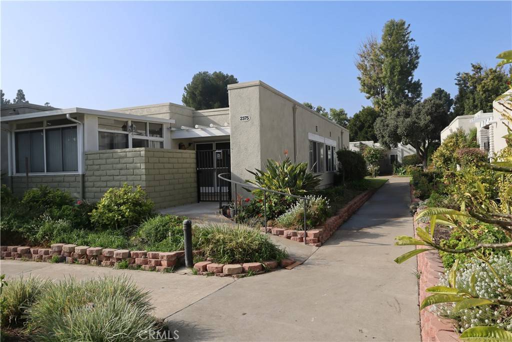 Laguna Woods, CA 92637,2375 Via Mariposa W #B