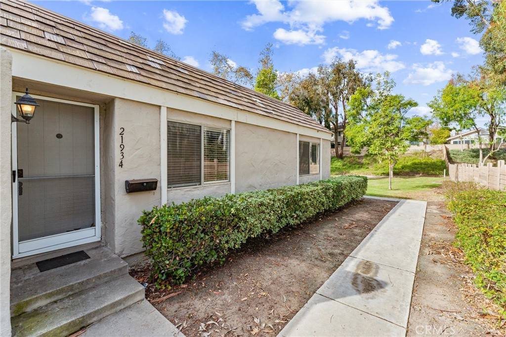 Lake Forest, CA 92630,21934 Lakeland AVE