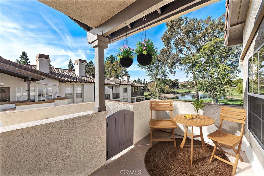 Rancho Santa Margarita, CA 92688,39 Via Pausa