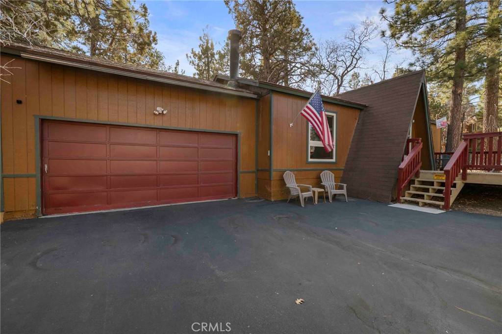 Sugarloaf, CA 92386,389 Leonard LN