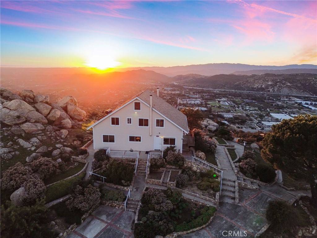 Fallbrook, CA 92028,6750 Rainbow Heights RD