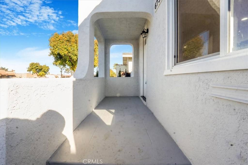 Los Angeles, CA 90043,6752 2nd AVE