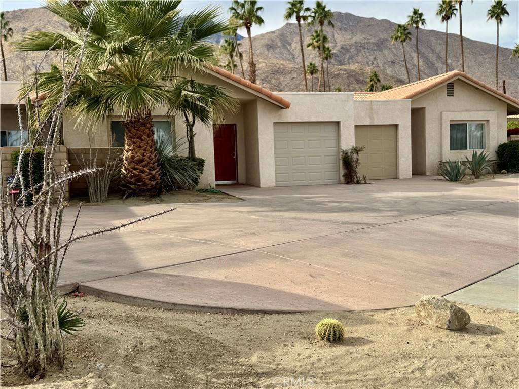 Palm Springs, CA 92264,1961 S Camino Real #2