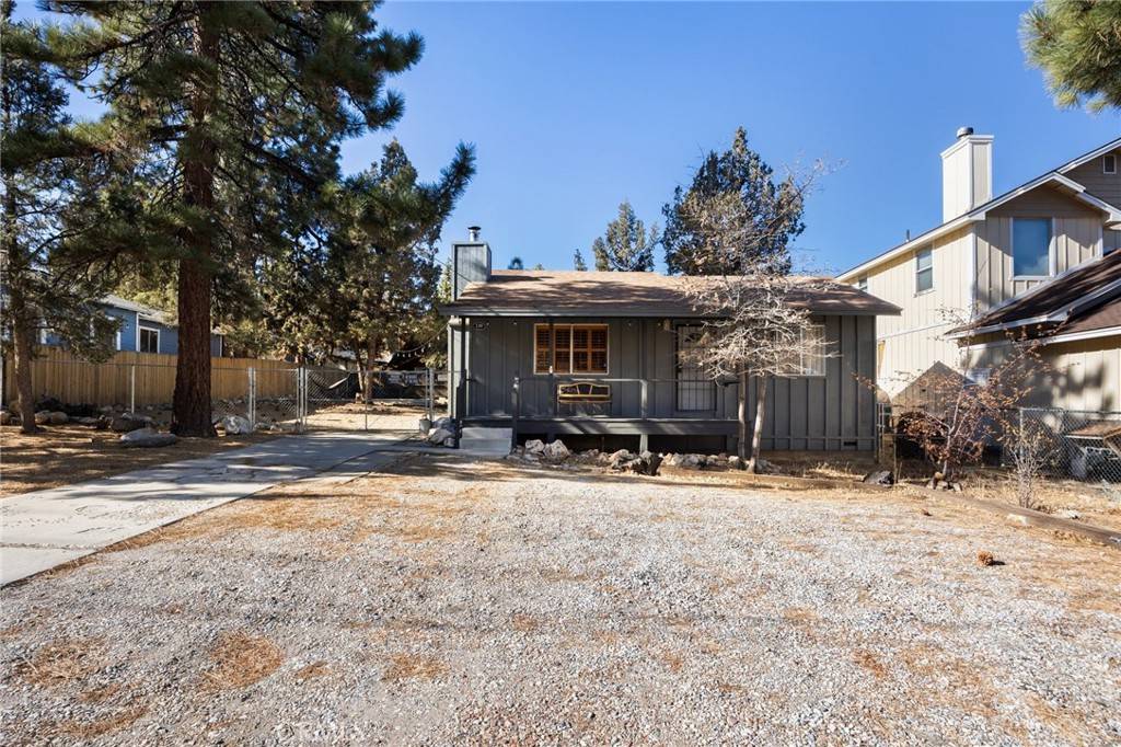 Big Bear, CA 92314,130 Maple LN