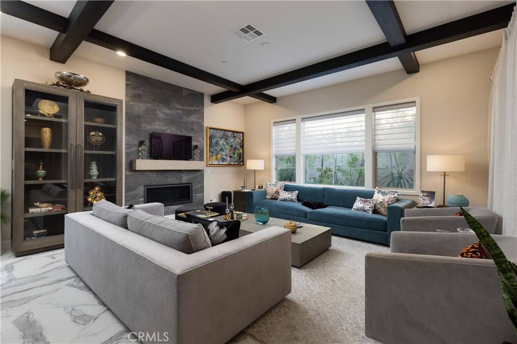 93 Turnstone Irvine, CA 92618