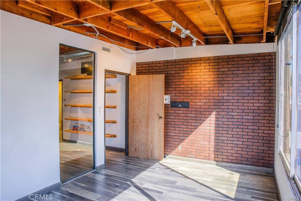 San Clemente, CA 92672,2377 S El Camino Real #200