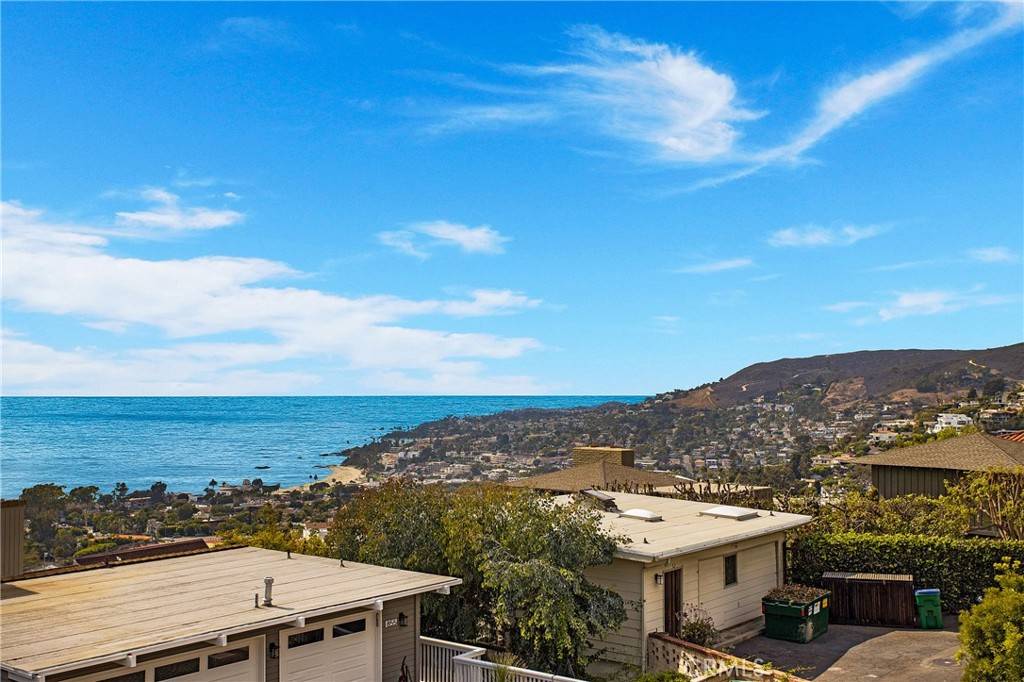 Laguna Beach, CA 92651,840 Canyon View DR