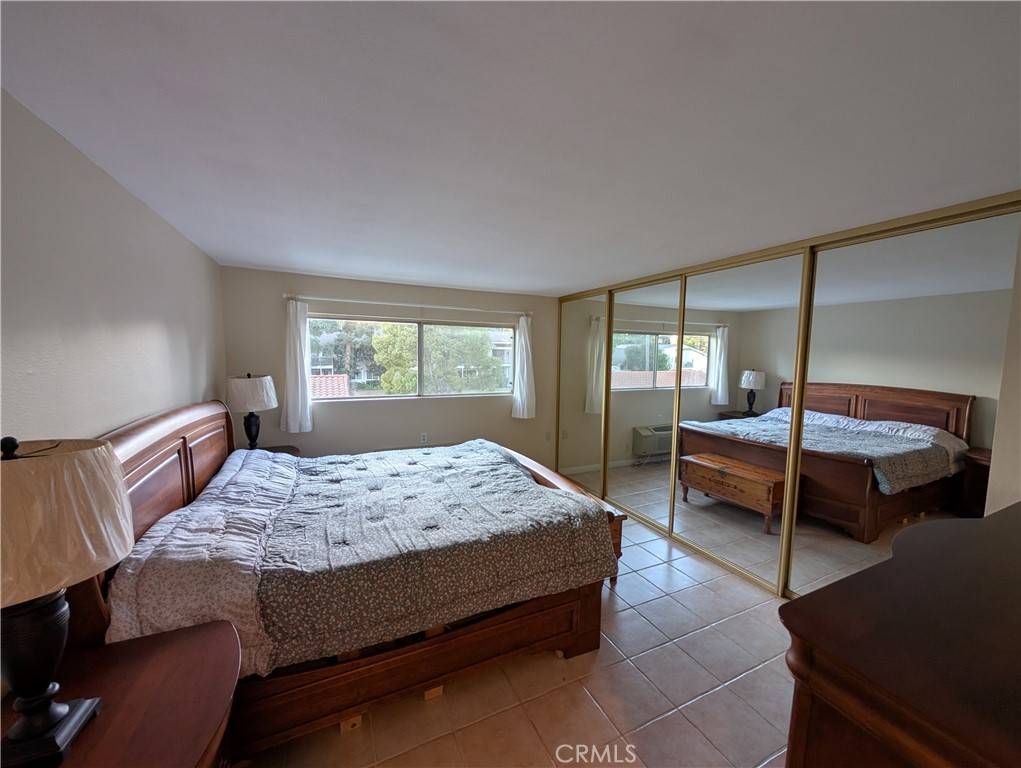 Laguna Woods, CA 92637,969 Calle Aragon W #1B