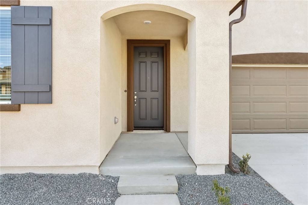 Lake Elsinore, CA 92532,19413 Brush Creek WAY