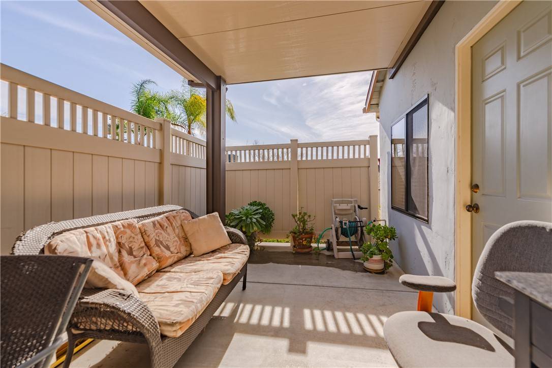 Fallbrook, CA 92028,140 W Hawthorne ST