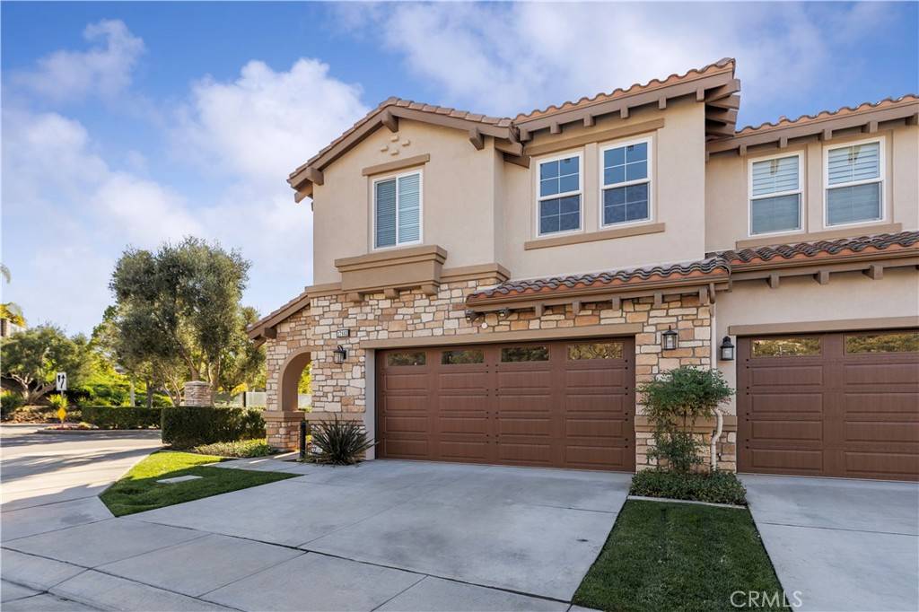 Yorba Linda, CA 92886,17862 Via Roma