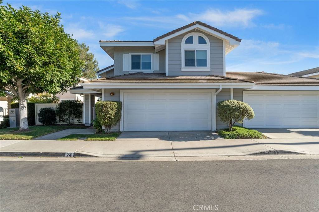 Irvine, CA 92614,24 Cedarlake #49