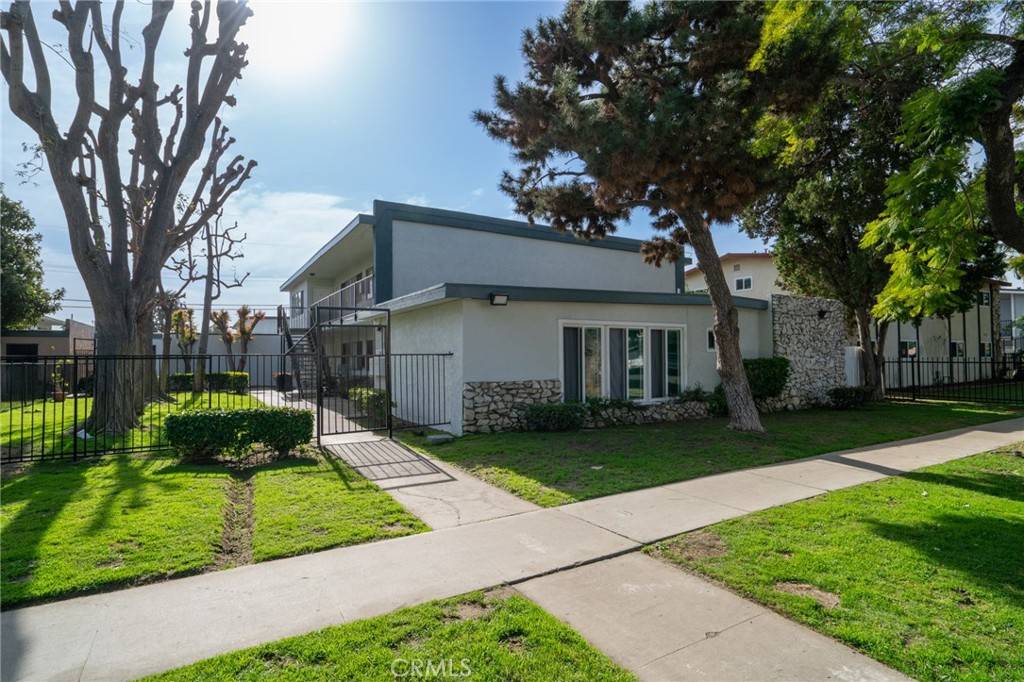 Anaheim, CA 92802,128 E Wakefield AVE