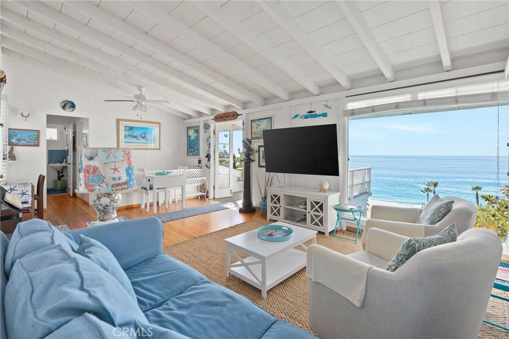 Laguna Beach, CA 92651,31191 Monterey