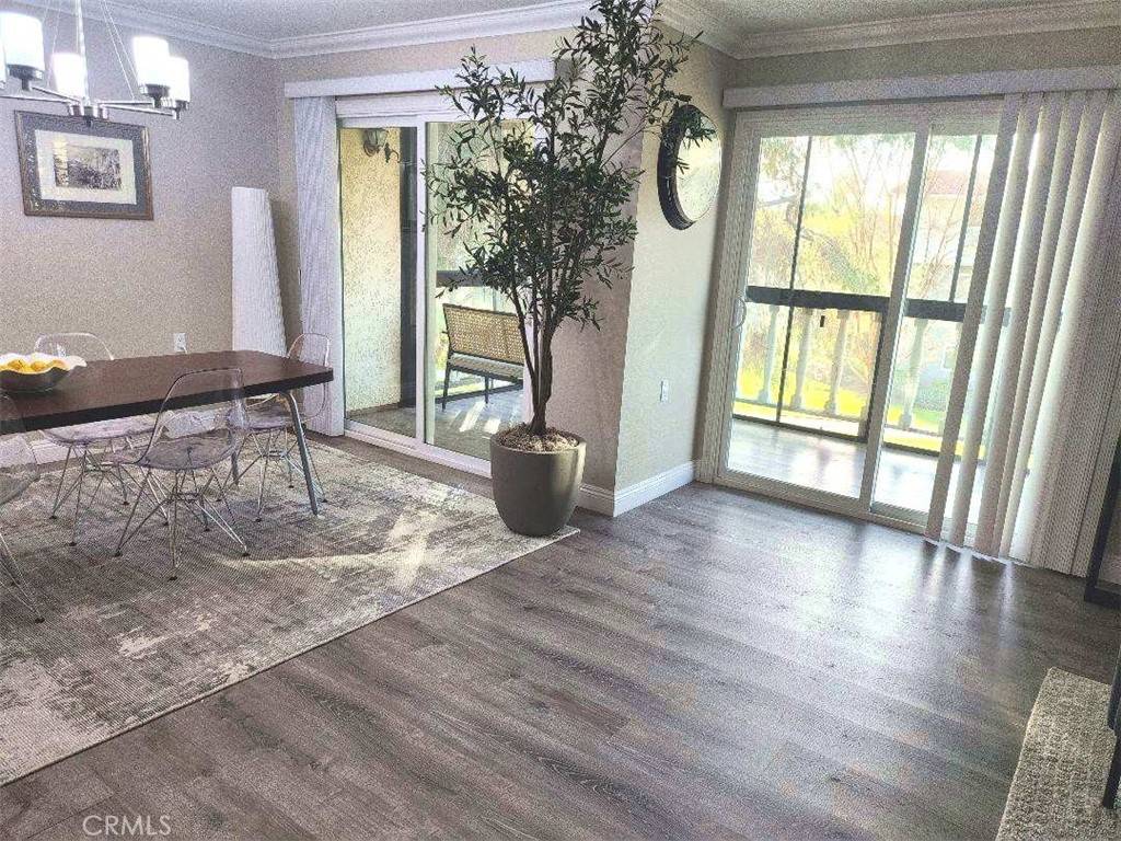 Laguna Woods, CA 92637,2401 Via Mariposa W #2H
