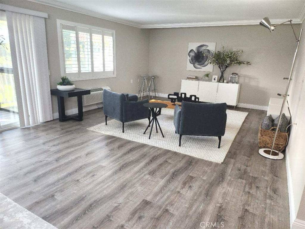 Laguna Woods, CA 92637,2401 Via Mariposa W #2H