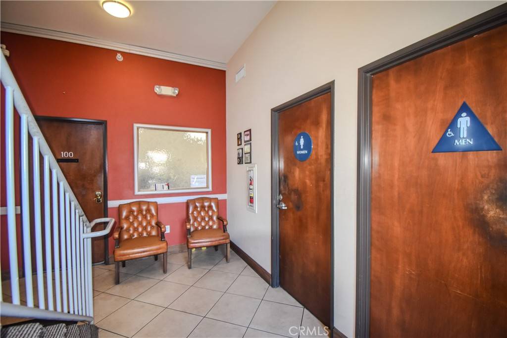 Fountain Valley, CA 92708,17284 Newhope ST